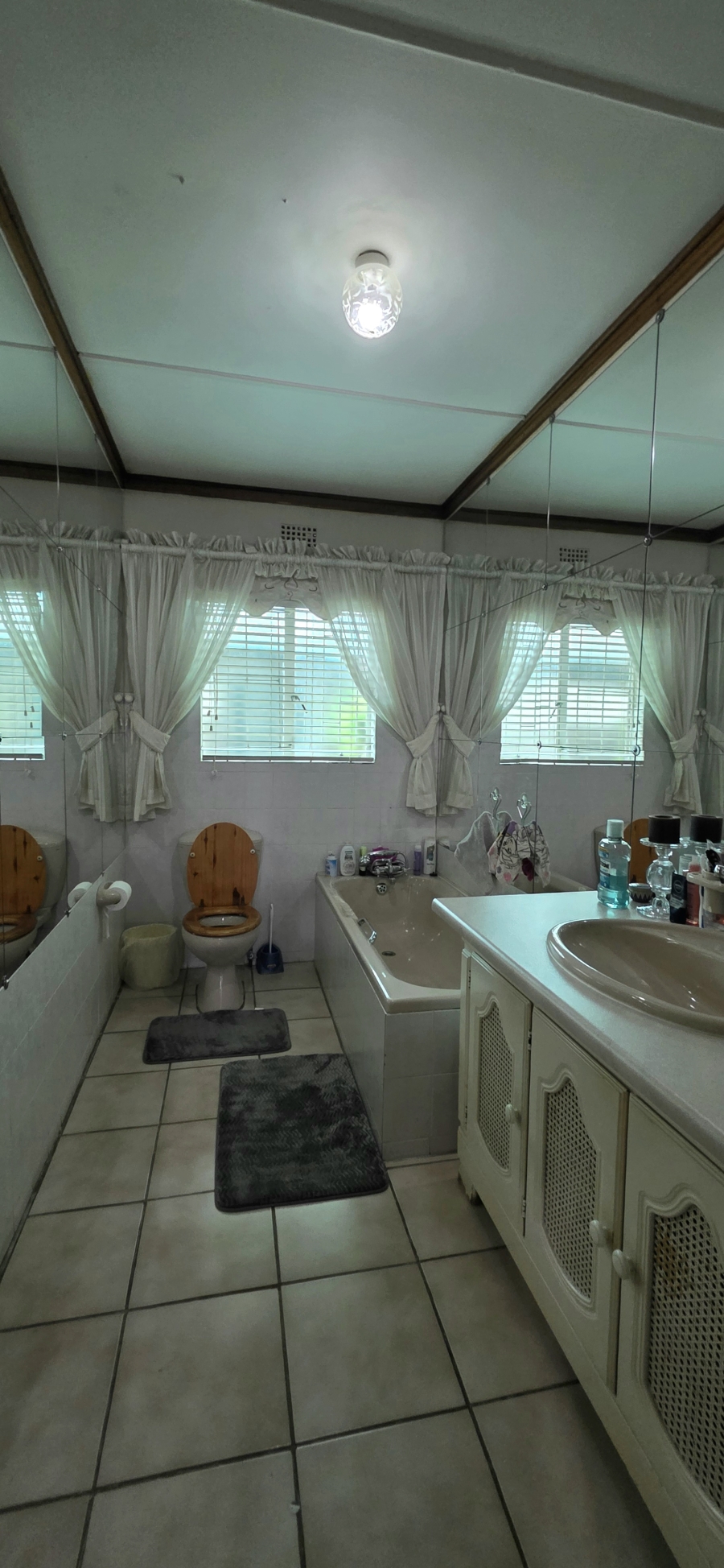 3 Bedroom Property for Sale in Naudeville Free State